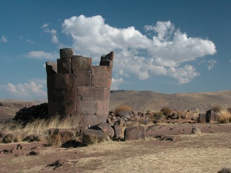 PERU - poznání říše Inků - jezero Titicaca - Sillustani